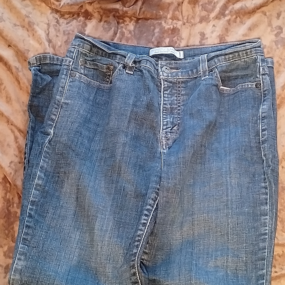 Levi jeans